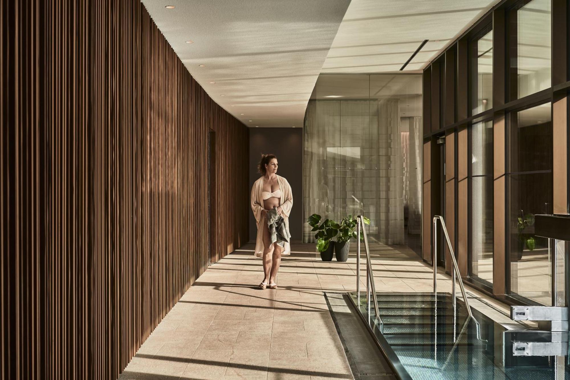 Falkensteiner Balance Resort Stegersbach - Adults Only Dış mekan fotoğraf The Spa at The Ritz-Carlton, Dubai