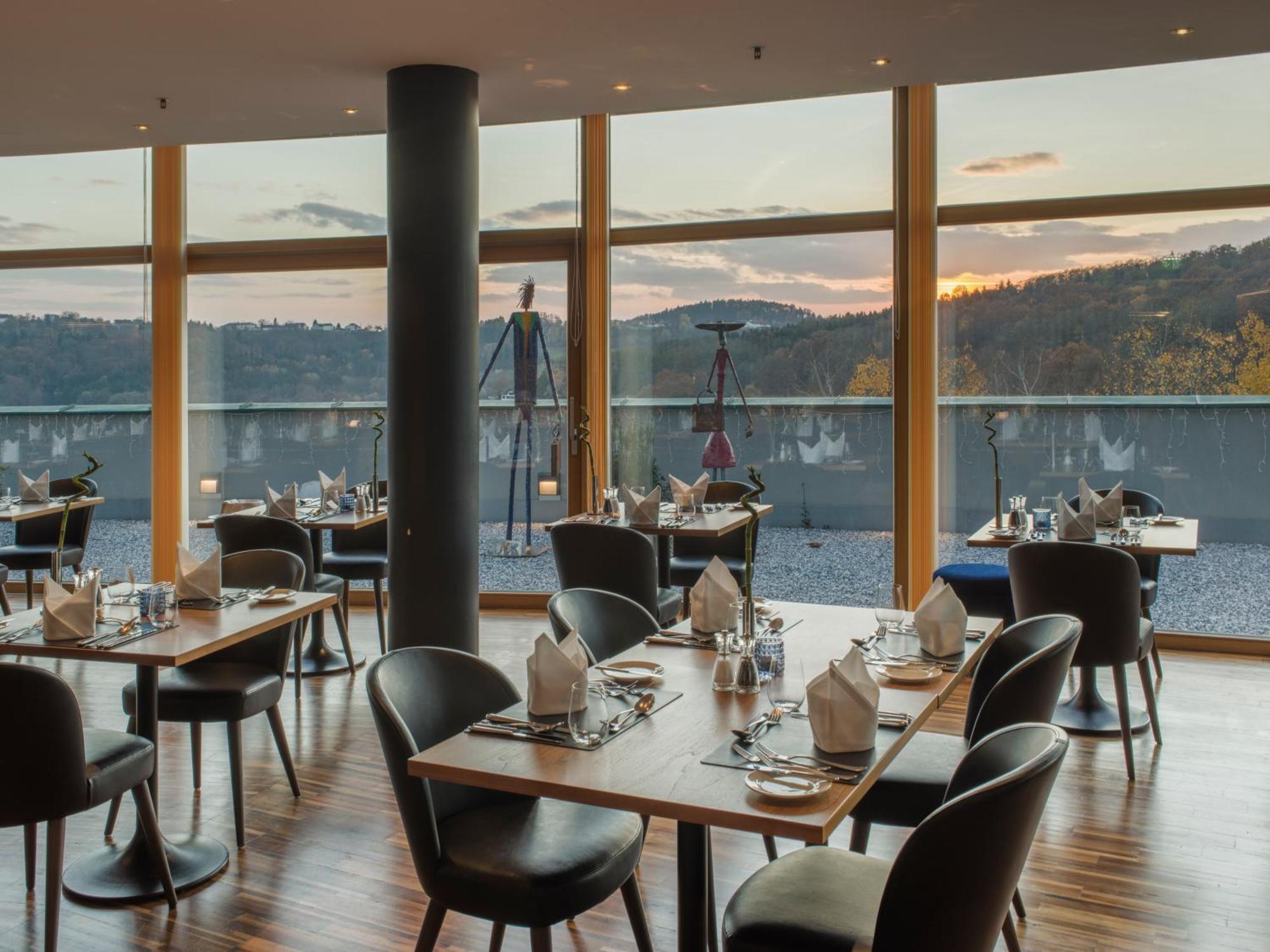 Falkensteiner Balance Resort Stegersbach - Adults Only Dış mekan fotoğraf Restaurant