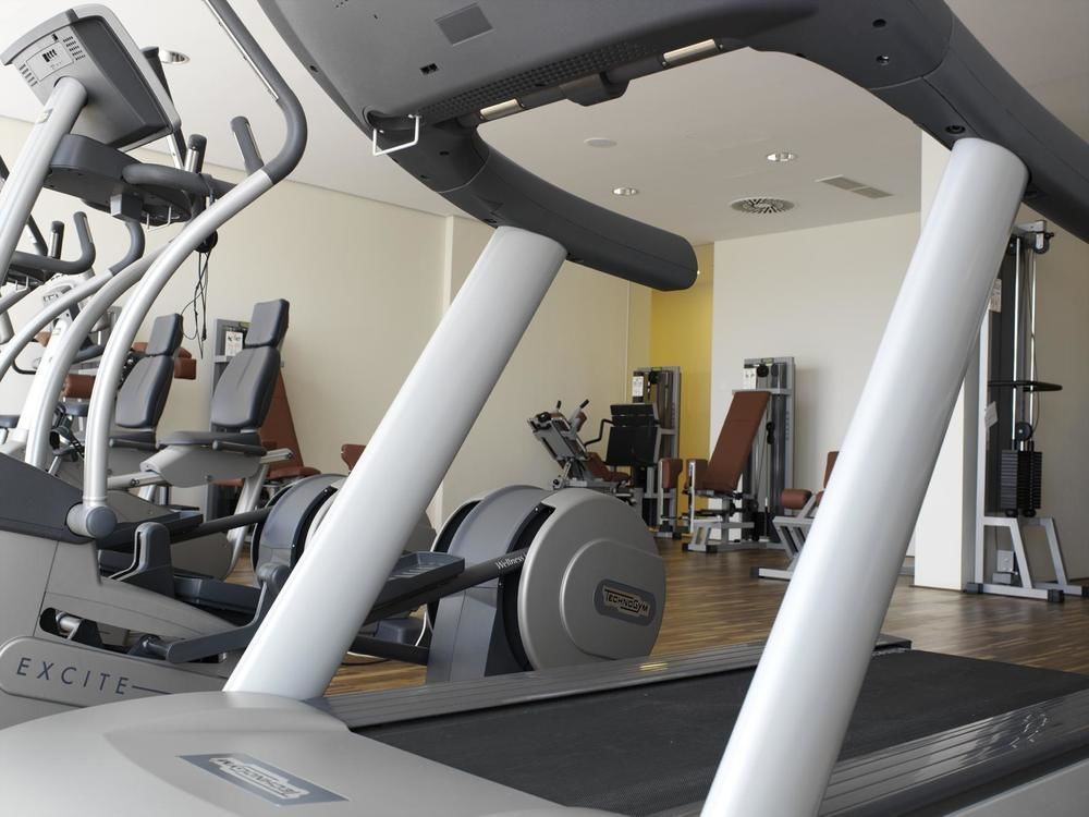 Falkensteiner Balance Resort Stegersbach - Adults Only Dış mekan fotoğraf A gym